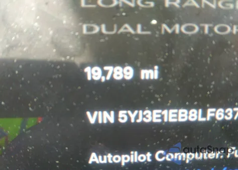 2020 Tesla Model 3 Long Range Dual Motor All-Wheel Drive z USA, uszkodzony, nr VIN 5YJ3E1EB8LF637142